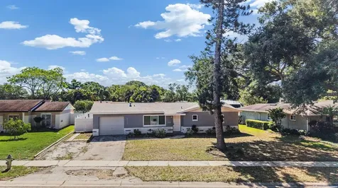 6735 23RD Street N St Petersburg FL 33702