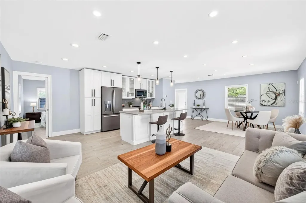 1114 Delridge Avenue Orlando FL 32804