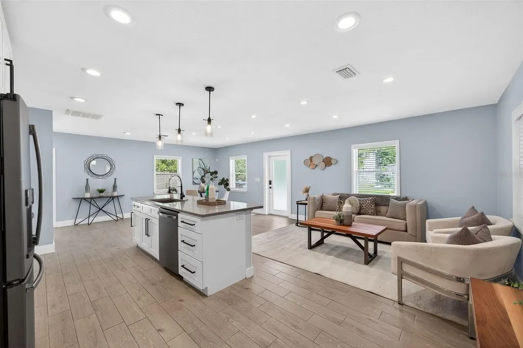 1114 Delridge Avenue Orlando FL 32804