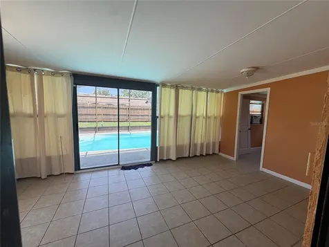 348 Cornwallis Court Kissimmee FL 34758