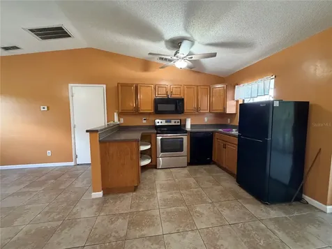 348 Cornwallis Court Kissimmee FL 34758