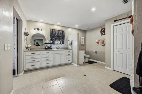 111 SW Prairie Street Lake City FL 32024