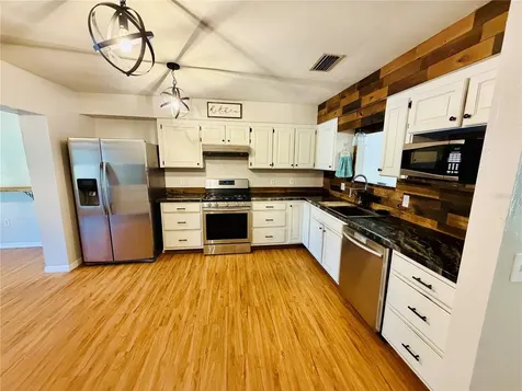 111 SW Prairie Street Lake City FL 32024