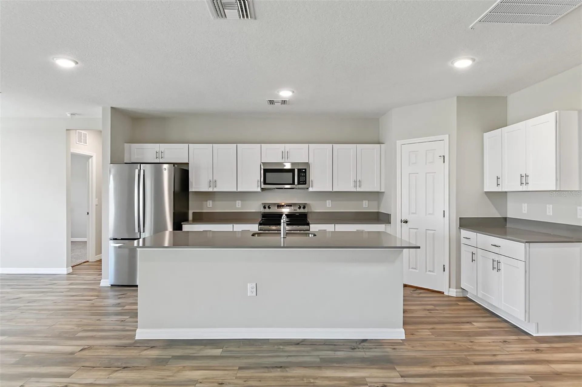 9252 Orchard Park Lane Dade City FL 33525