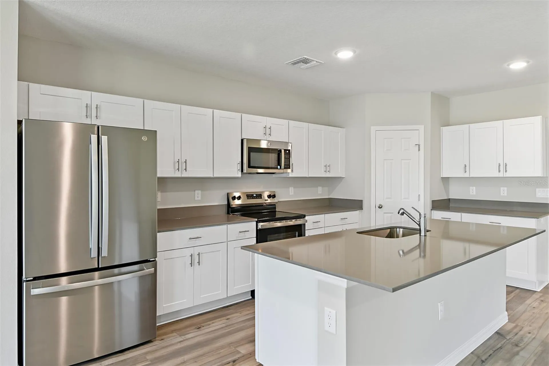 9252 Orchard Park Lane Dade City FL 33525