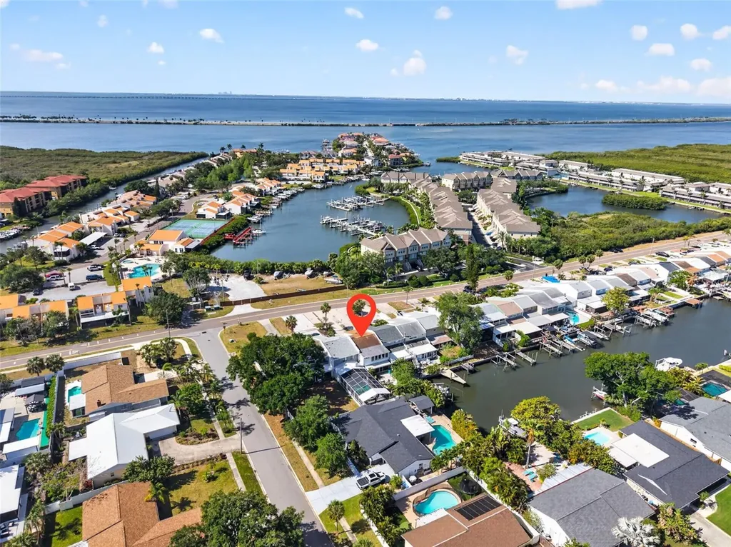 8705 Bay Pointe Drive Tampa FL 33615