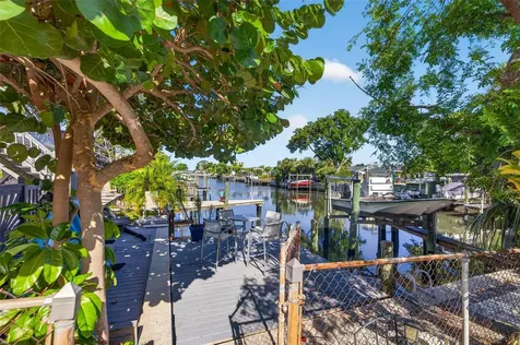 8705 Bay Pointe Drive Tampa FL 33615