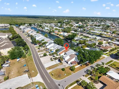 8705 Bay Pointe Drive Tampa FL 33615