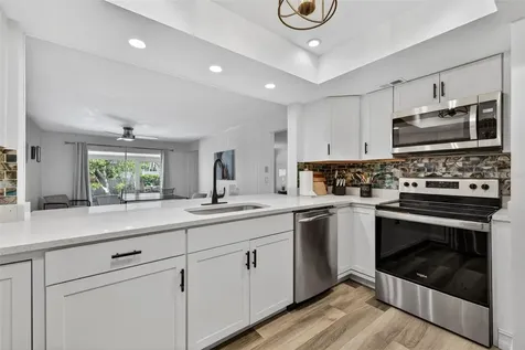 8705 Bay Pointe Drive Tampa FL 33615