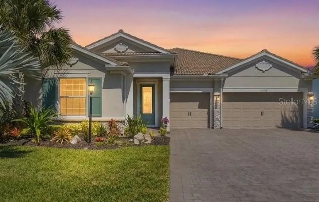 11717 Golden Bay Place Lakewood Ranch FL 34211