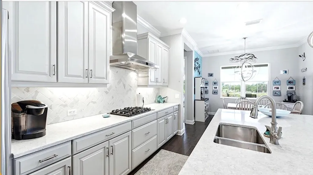 519 Wildlife Glen Bradenton FL 34209