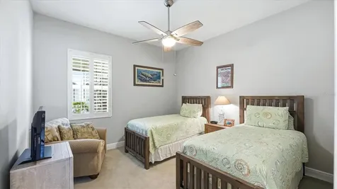 519 Wildlife Glen Bradenton FL 34209