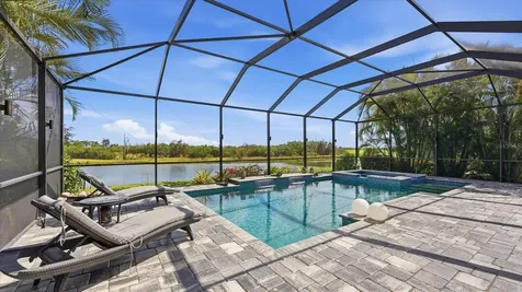 519 Wildlife Glen Bradenton FL 34209