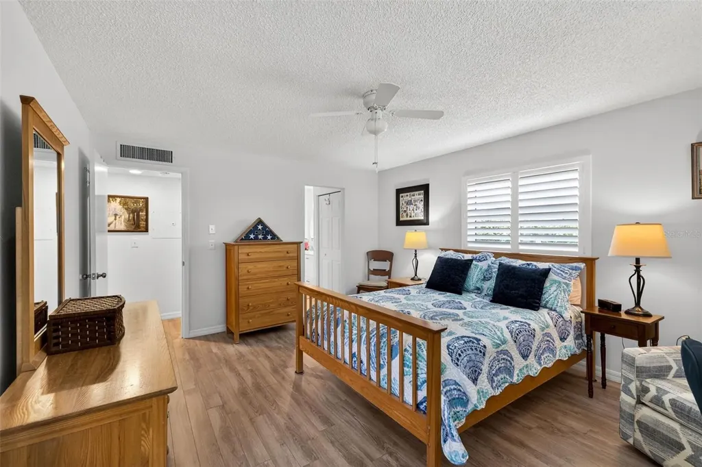 305 Mission Trail W Venice FL 34285