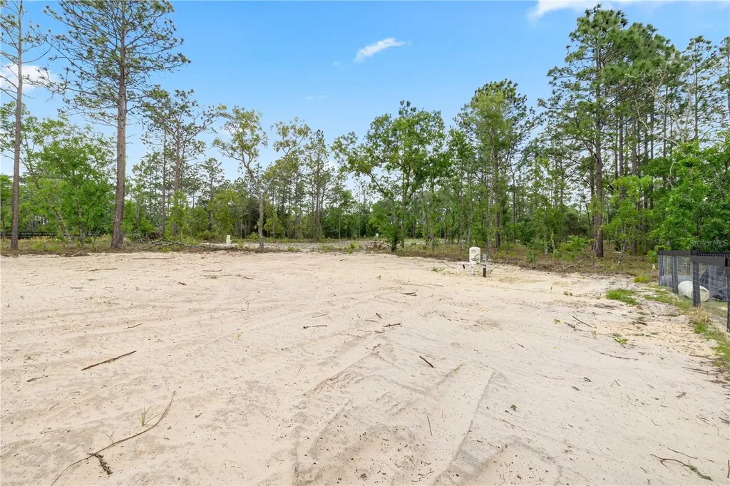 24013 NW Tamarind Lane Dunnellon FL 34431