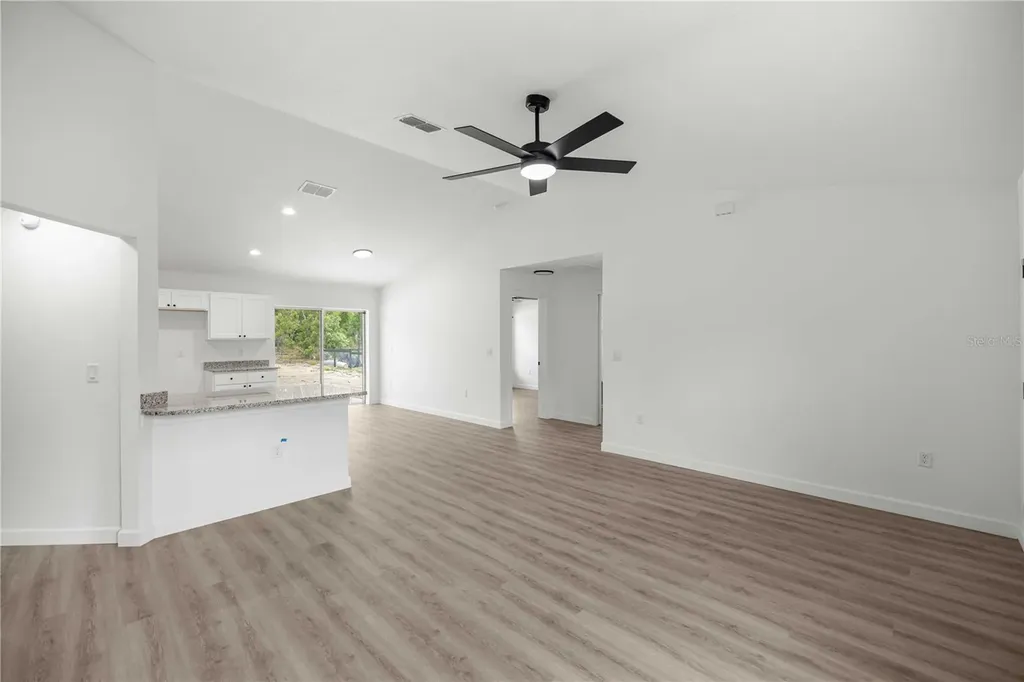 24013 NW Tamarind Lane Dunnellon FL 34431