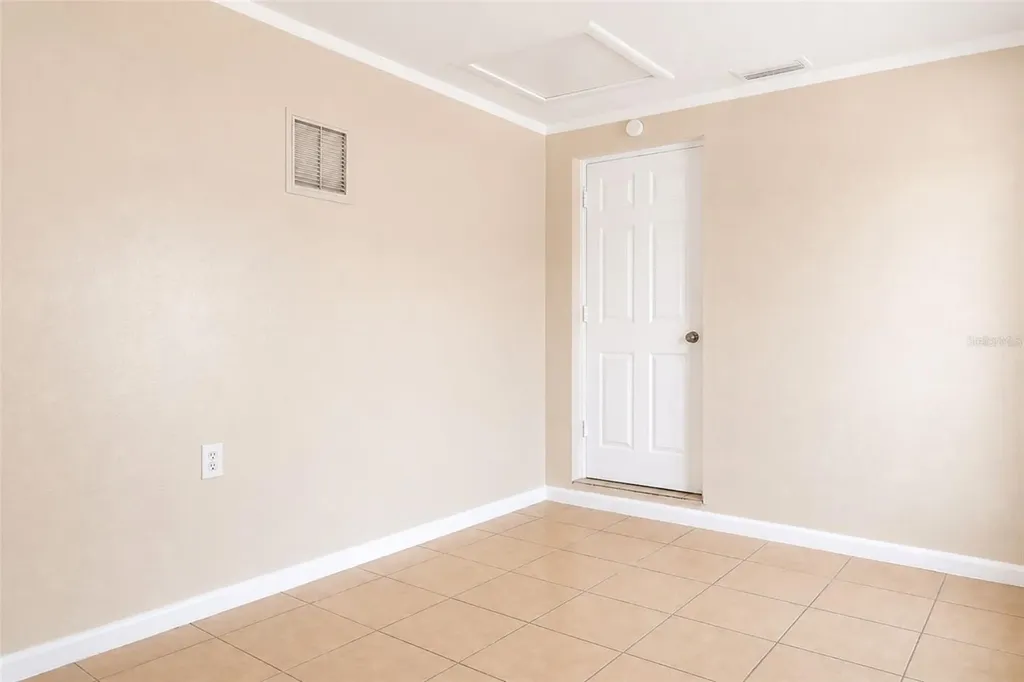 821 14th Avenue NW Largo FL 33770
