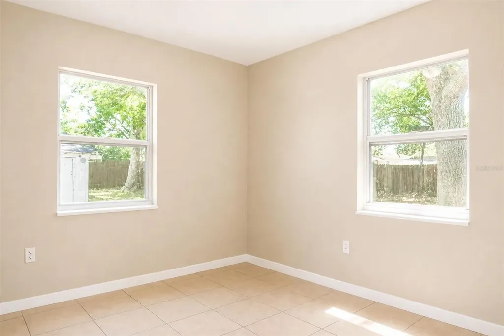 821 14th Avenue NW Largo FL 33770