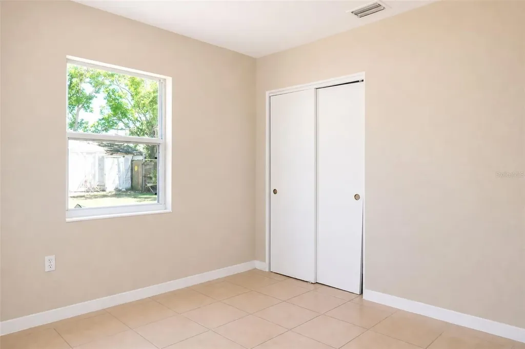 821 14th Avenue NW Largo FL 33770