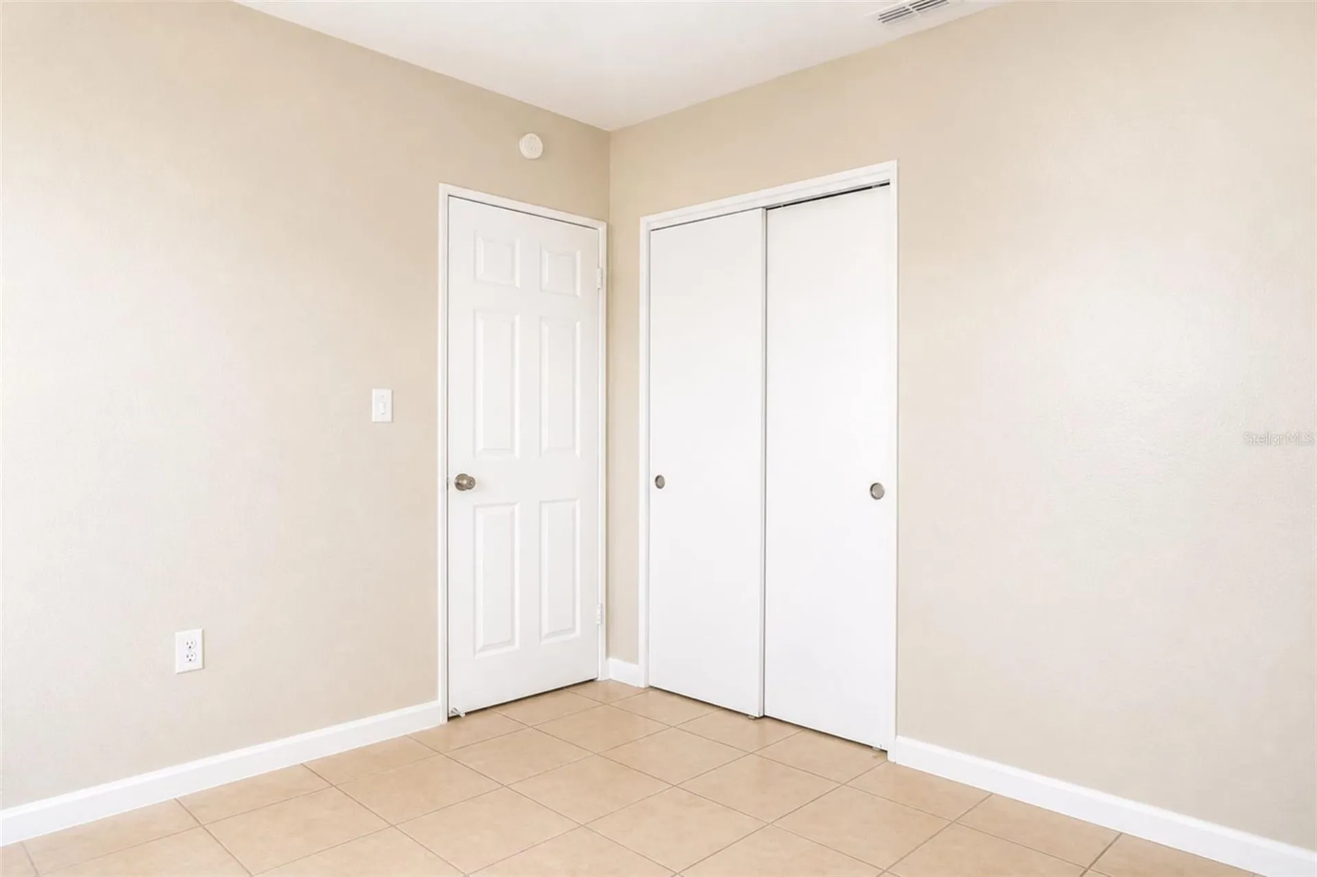 821 14th Avenue NW Largo FL 33770