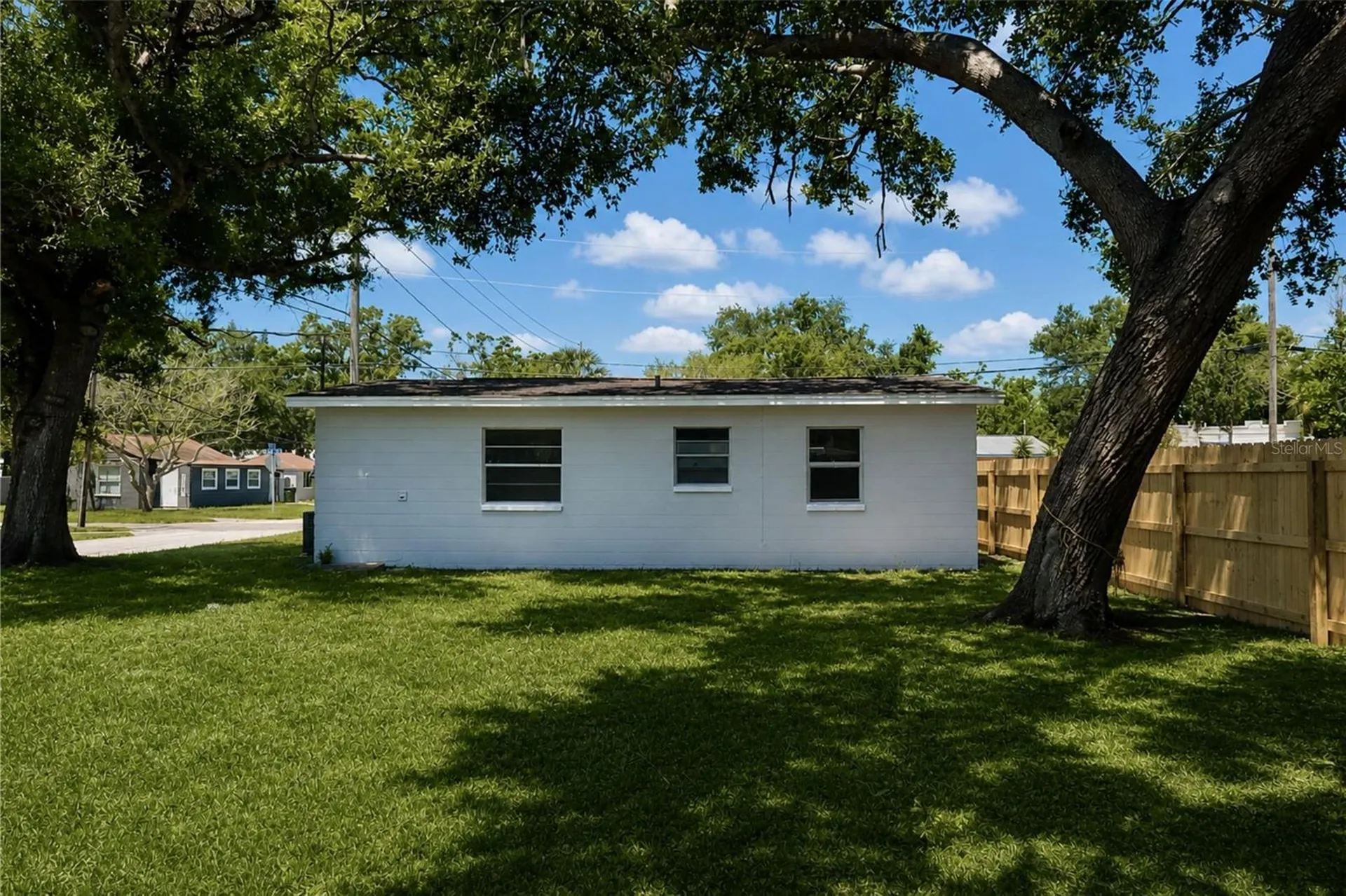 821 14th Avenue NW Largo FL 33770