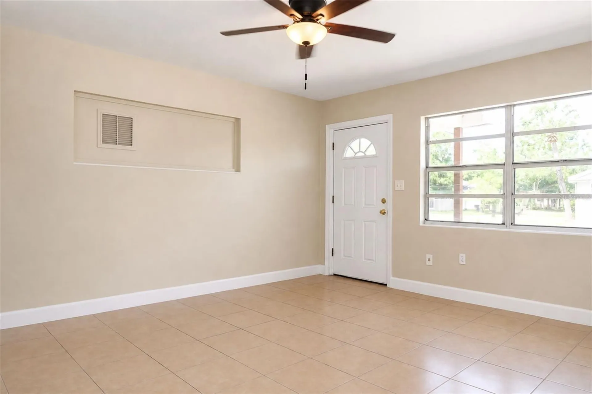 821 14th Avenue NW Largo FL 33770
