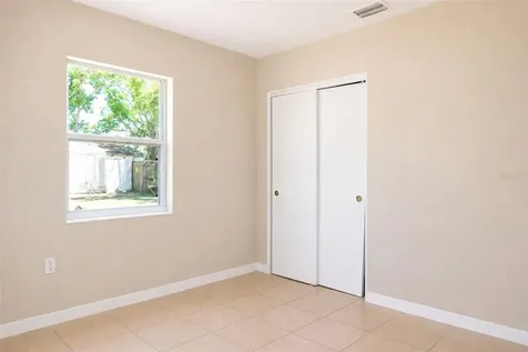 821 14th Avenue NW Largo FL 33770