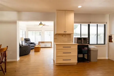 4607 NW 31st Avenue Gainesville FL 32606