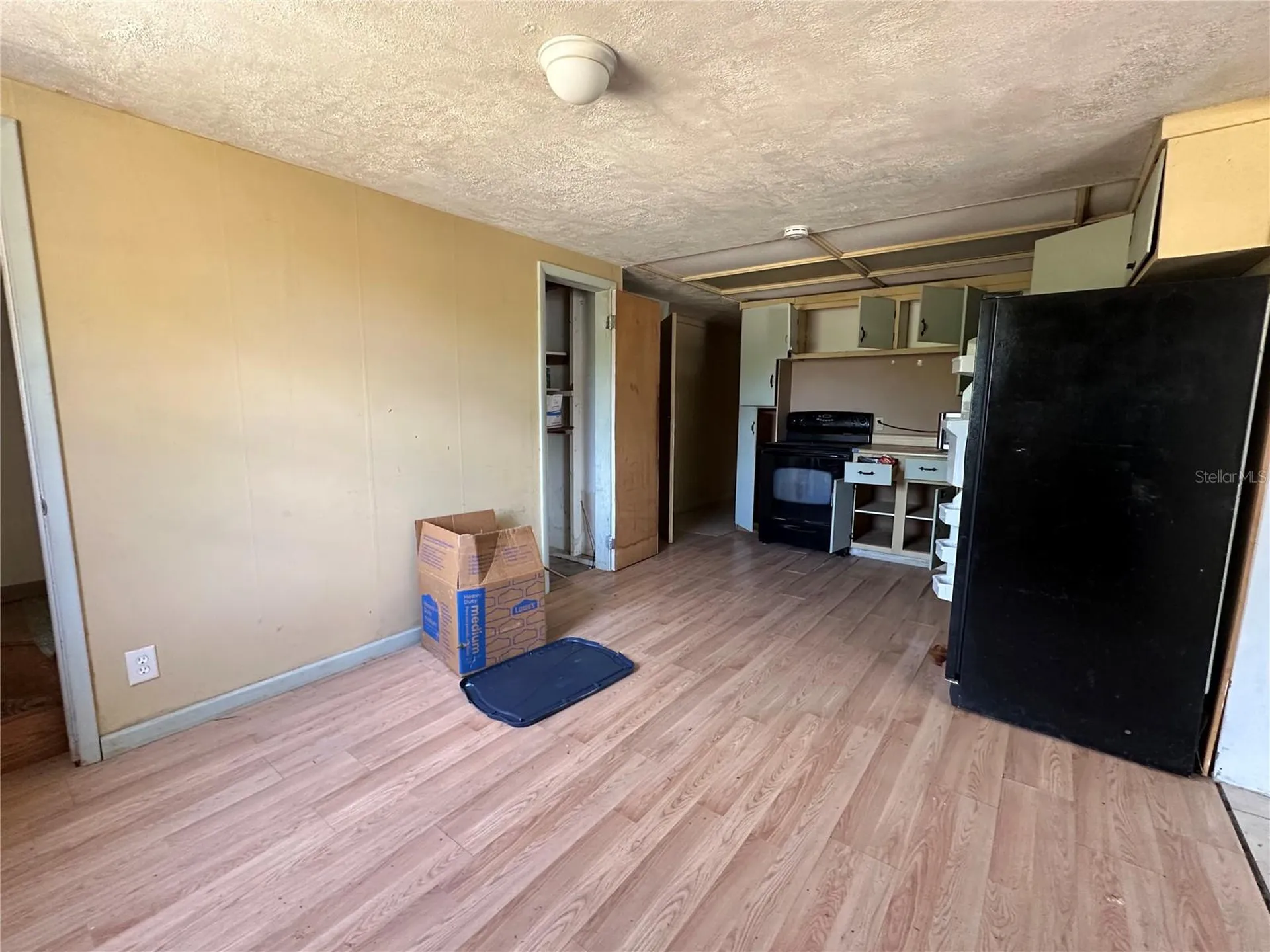 921 E 121st Avenue Tampa FL 33612