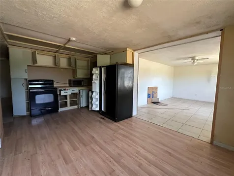 921 E 121st Avenue Tampa FL 33612
