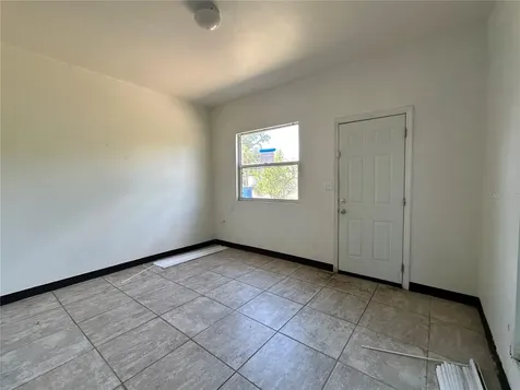 921 E 121st Avenue Tampa FL 33612
