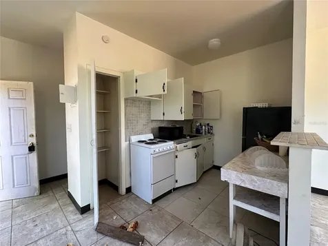 921 E 121st Avenue Tampa FL 33612