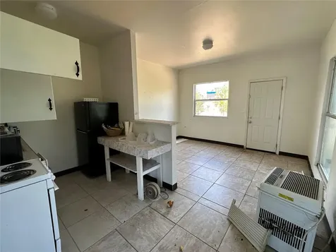 921 E 121st Avenue Tampa FL 33612