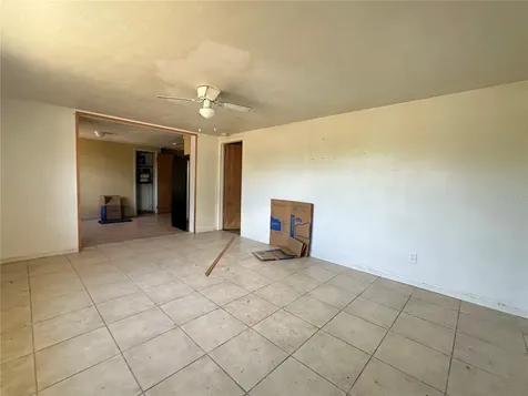 921 E 121st Avenue Tampa FL 33612