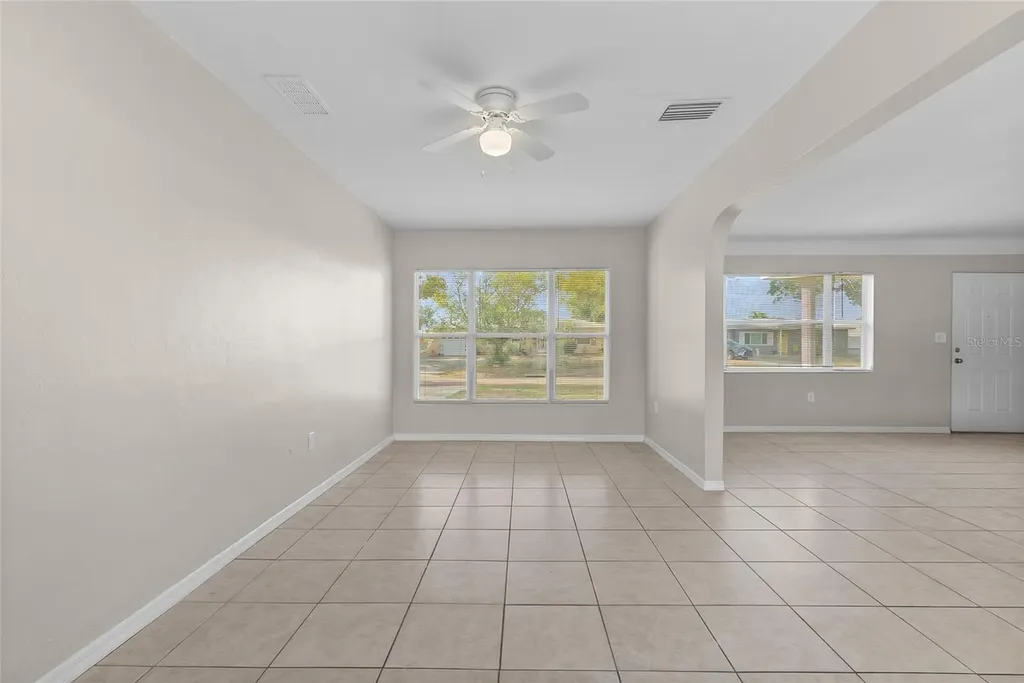 5650 47th Avenue N Kenneth City FL 33709