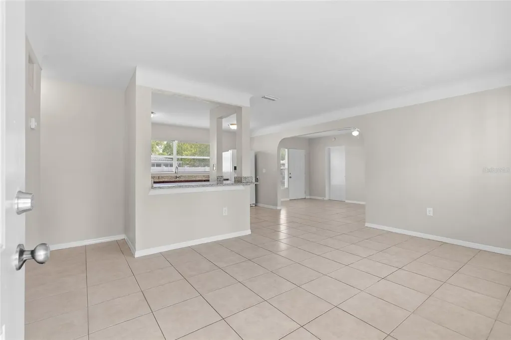 5650 47th Avenue N Kenneth City FL 33709