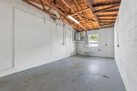 5650 47th Avenue N Kenneth City FL 33709