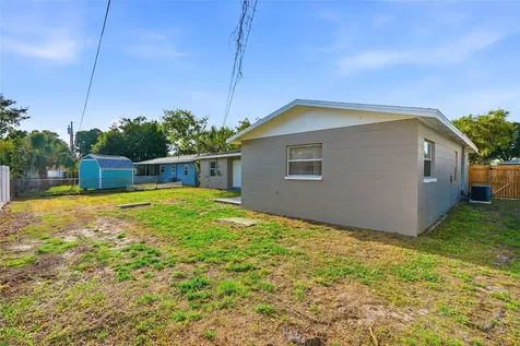 5650 47th Avenue N Kenneth City FL 33709