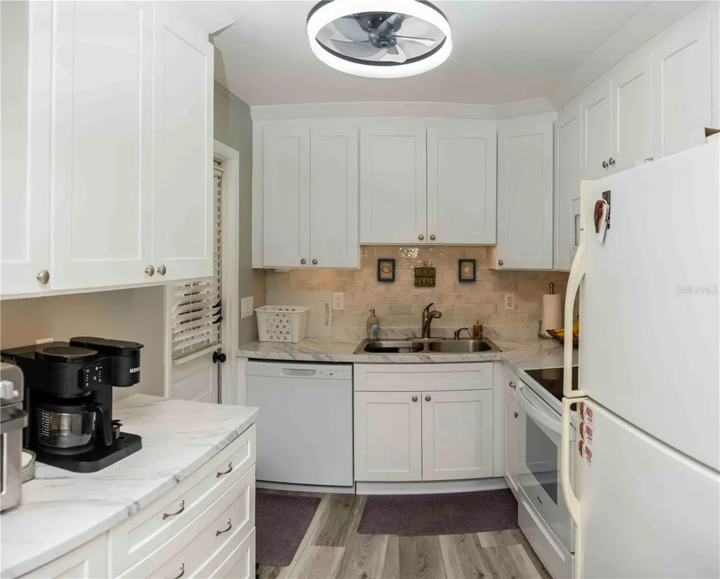6024 Coral Way Bradenton FL 34207