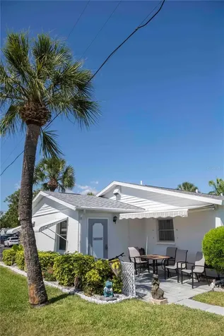 6024 Coral Way Bradenton FL 34207
