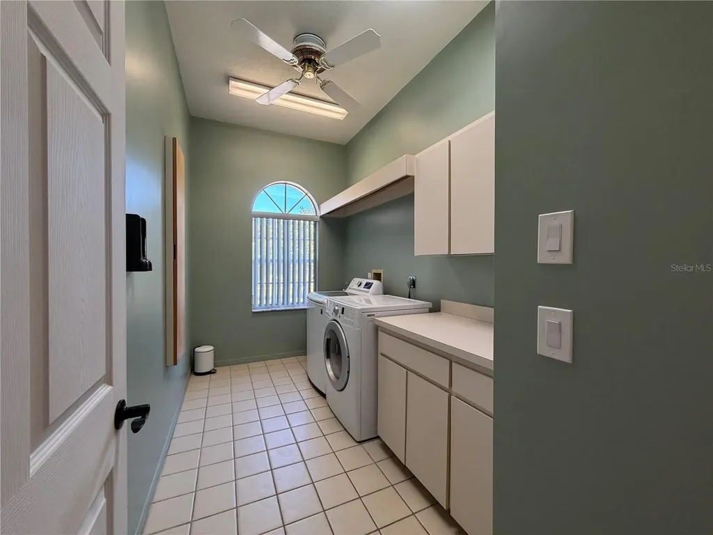 2966 Post Rock Court Tarpon Springs FL 34688