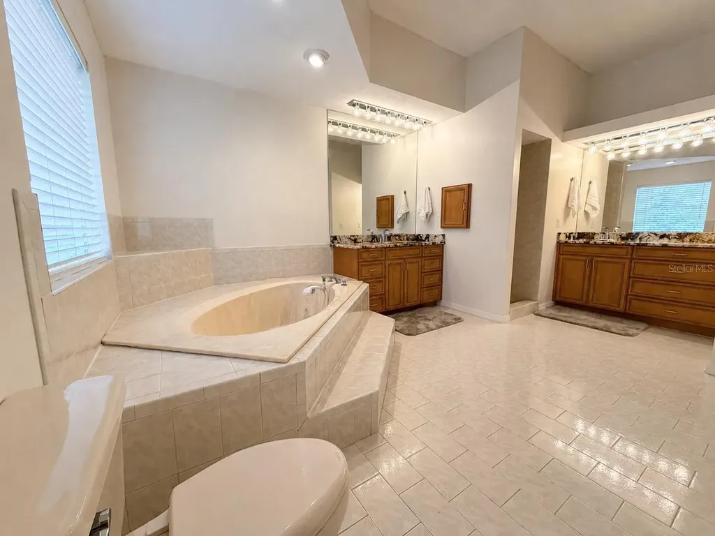 2966 Post Rock Court Tarpon Springs FL 34688
