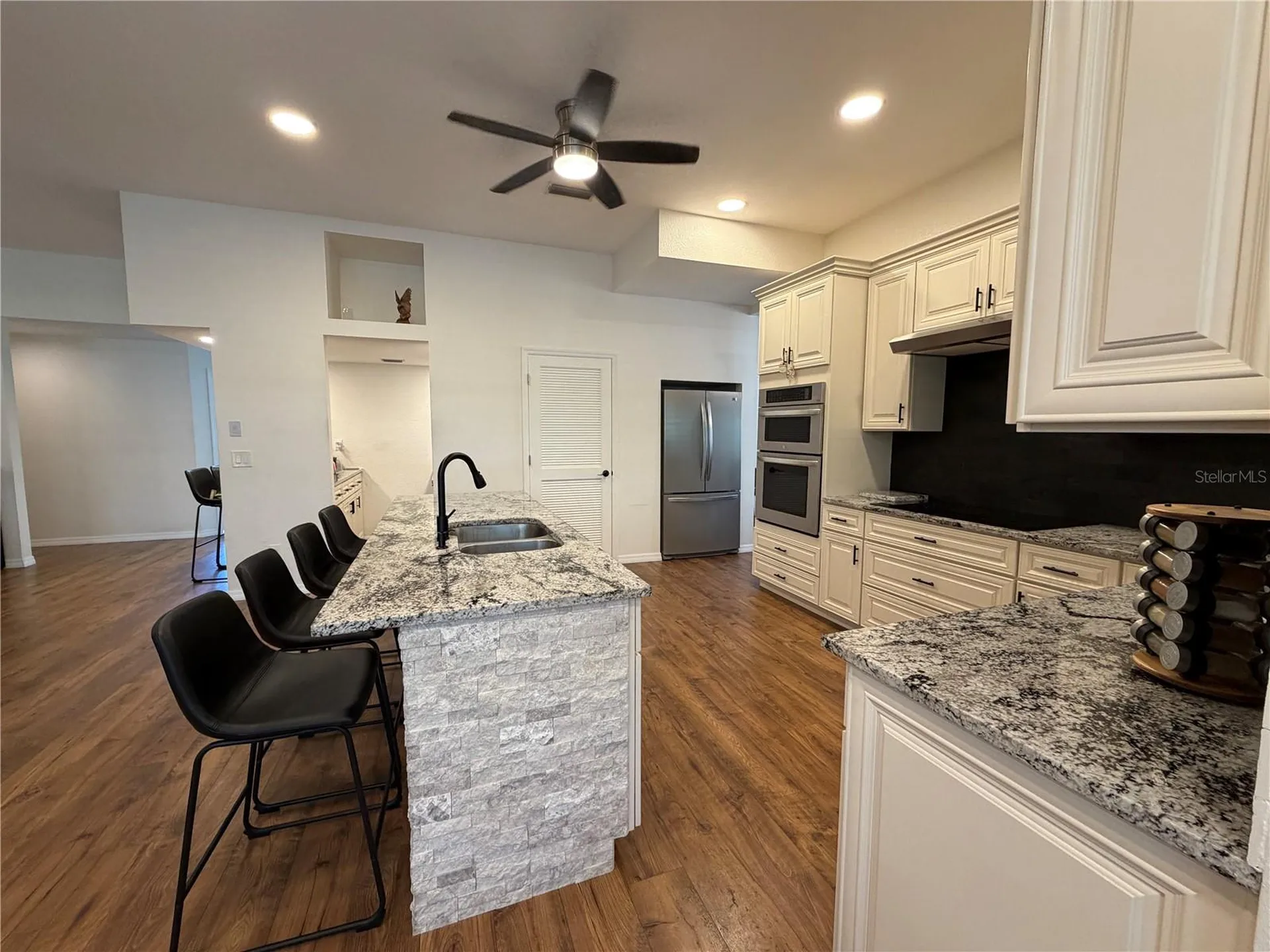 2966 Post Rock Court Tarpon Springs FL 34688