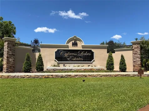 2966 Post Rock Court Tarpon Springs FL 34688
