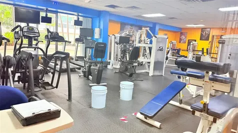37 Avenue Isla Verde Carolina PR 00979
