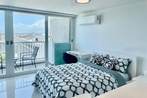 37 Avenue Isla Verde Carolina PR 00979