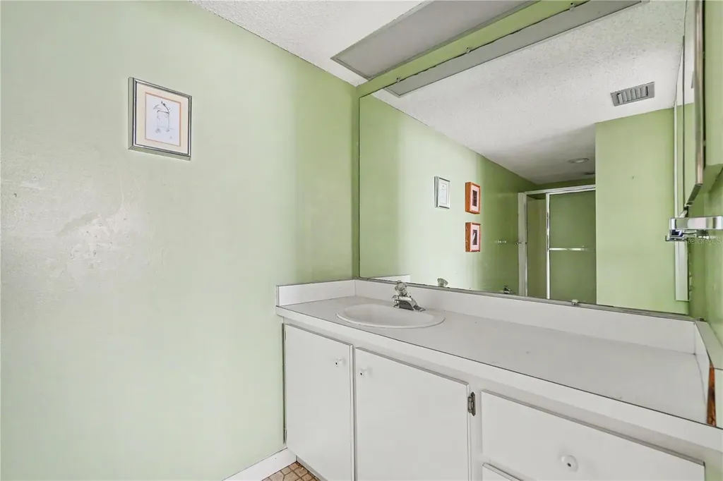 450 Treasure Island Causeway Treasure Island FL 33706