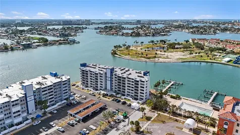 450 Treasure Island Causeway Treasure Island FL 33706