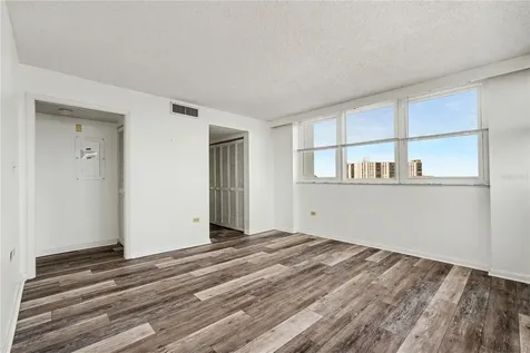 450 Treasure Island Causeway Treasure Island FL 33706