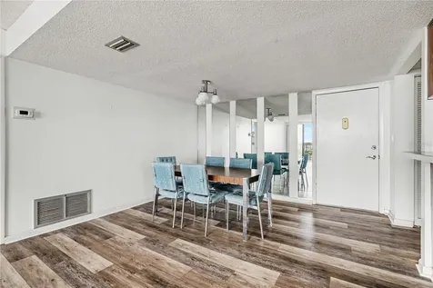 450 Treasure Island Causeway Treasure Island FL 33706